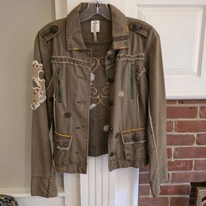 Embroidered Olive Green Women's Jacket